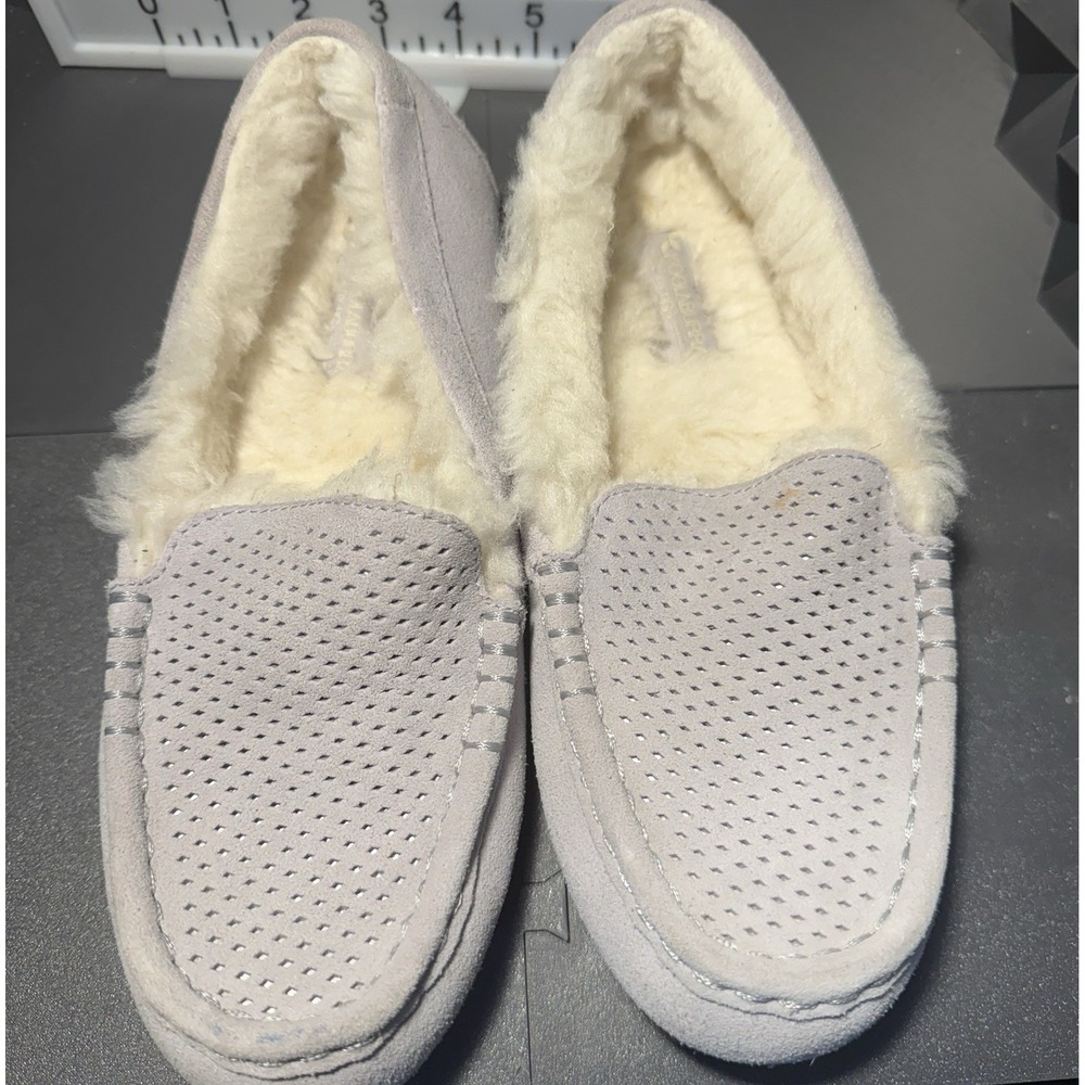 Koolaburra by UGG Women's Gray Suede Faux Fur Lined Moccasin Slippers 6